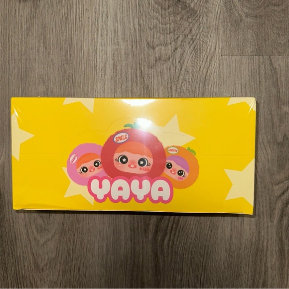 Fun Fruits Yellow Accessory - Picture 5 of 11